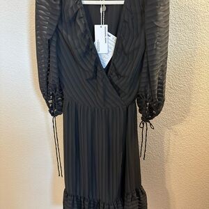Chic‎ Black Striped Long Sleeve Dress
